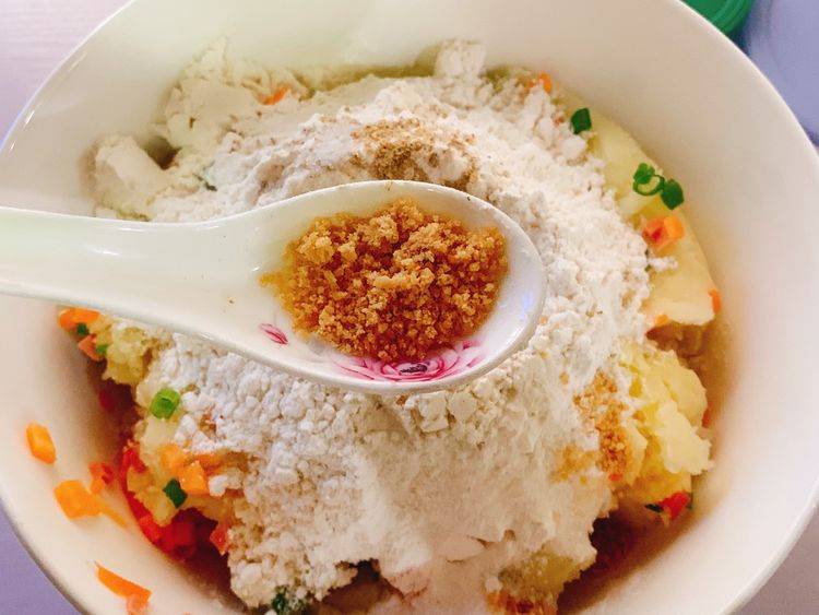 土豆泥做法简单又好吃甜 f6b037abfff8477da0240e31674c7f94.jpeg