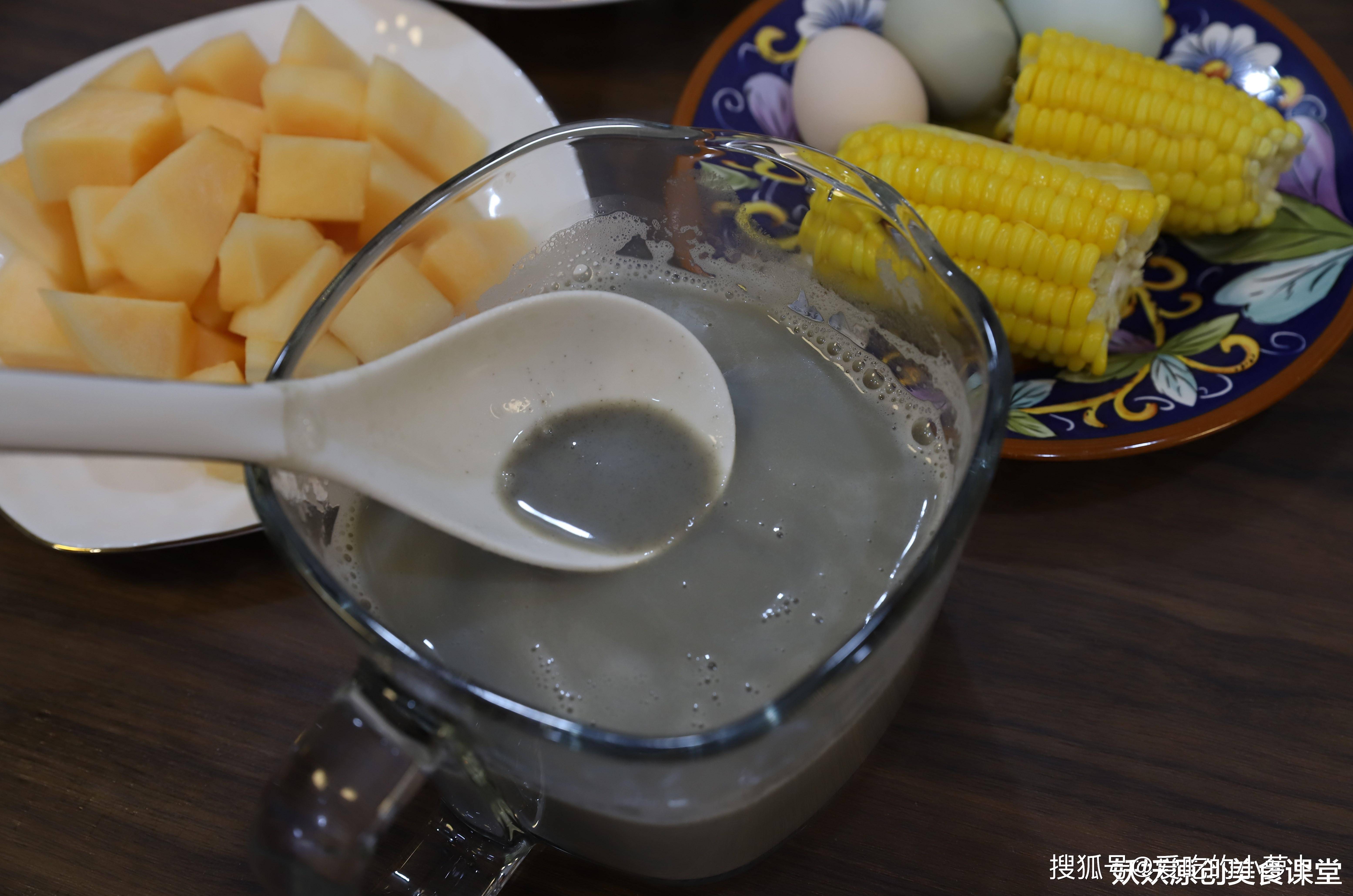 美食|20分钟给孩子准备的懒人早餐，婆婆看了直跺脚，连碗粥都不煮！