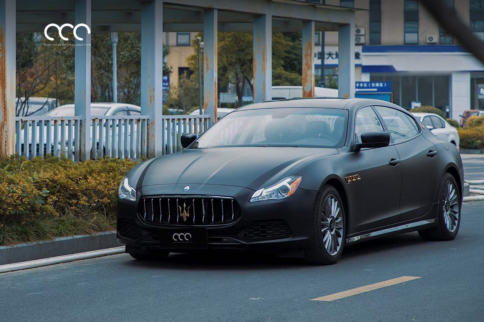 玛莎拉蒂全车贴膜改色mcwrap漫彩改色膜亚光黑