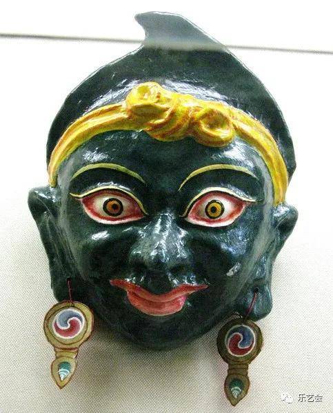 云南民族博物馆藏羌姆面具巡礼_服装