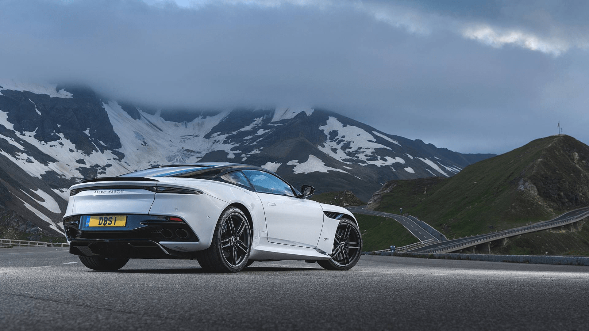 1698万起新款阿斯顿马丁跑车家族上市配置小幅升级