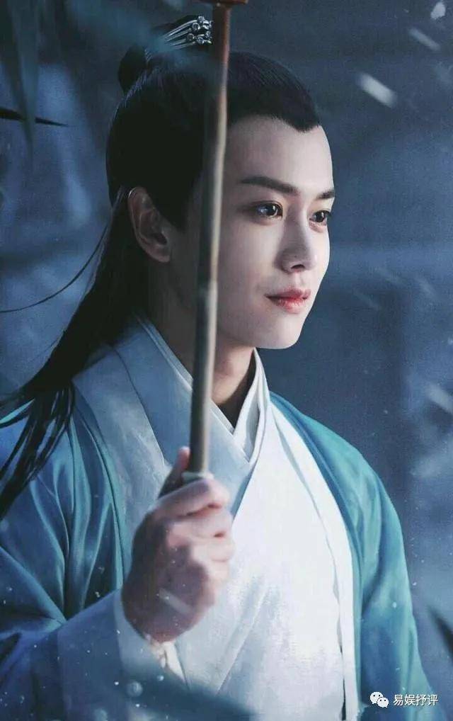 任嘉伦那眼那个神呀眉宇之间的英武