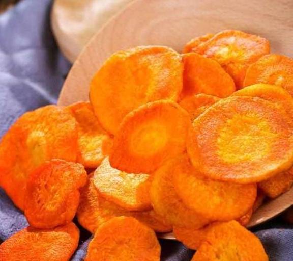 胡萝卜素|癌症最怕的5种碱性零食，告诉爸妈每天吃一点，预防癌症有奇效！