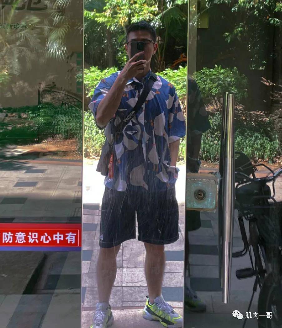 身材|25岁肌肉交警爆红网络，这是什么神仙肉体啊