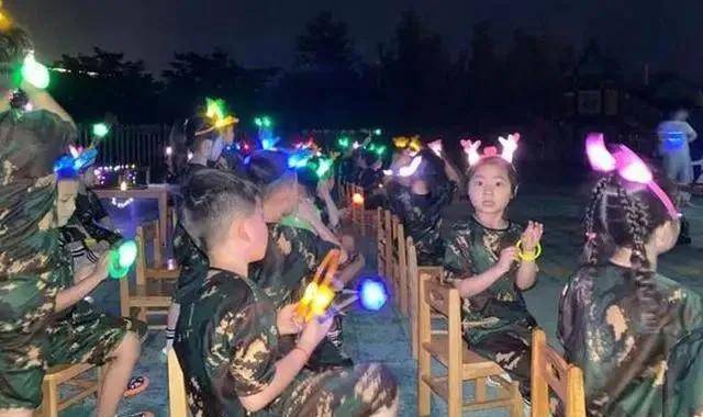 活动|幼儿园开轰趴！“今夜不回家，解放爸和妈”