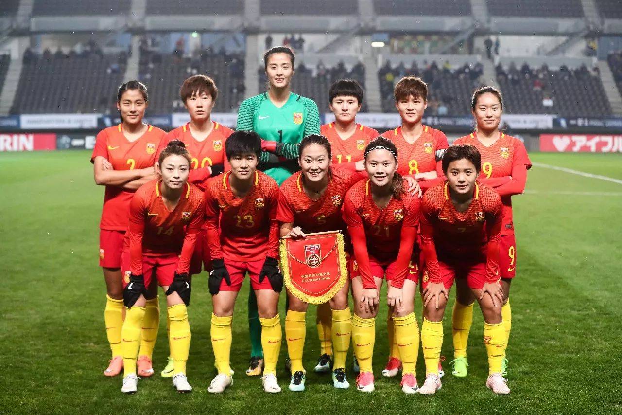 黄强歪谈体育认为,中国女足一直是国人的骄傲,更是中国足球的骄傲