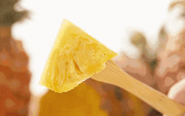 ce77845600184a37b8405cfe2fc2ea32.gif