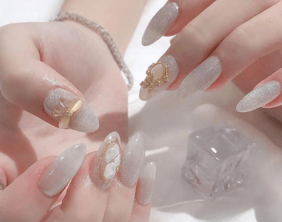 手指|美甲课堂：水晶甲如何DIY？