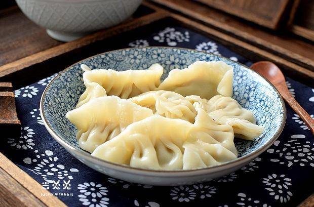 水饺的馅料怎么做好吃 a1c41b2b908a4798ad6720ae880bf6f4.jpeg