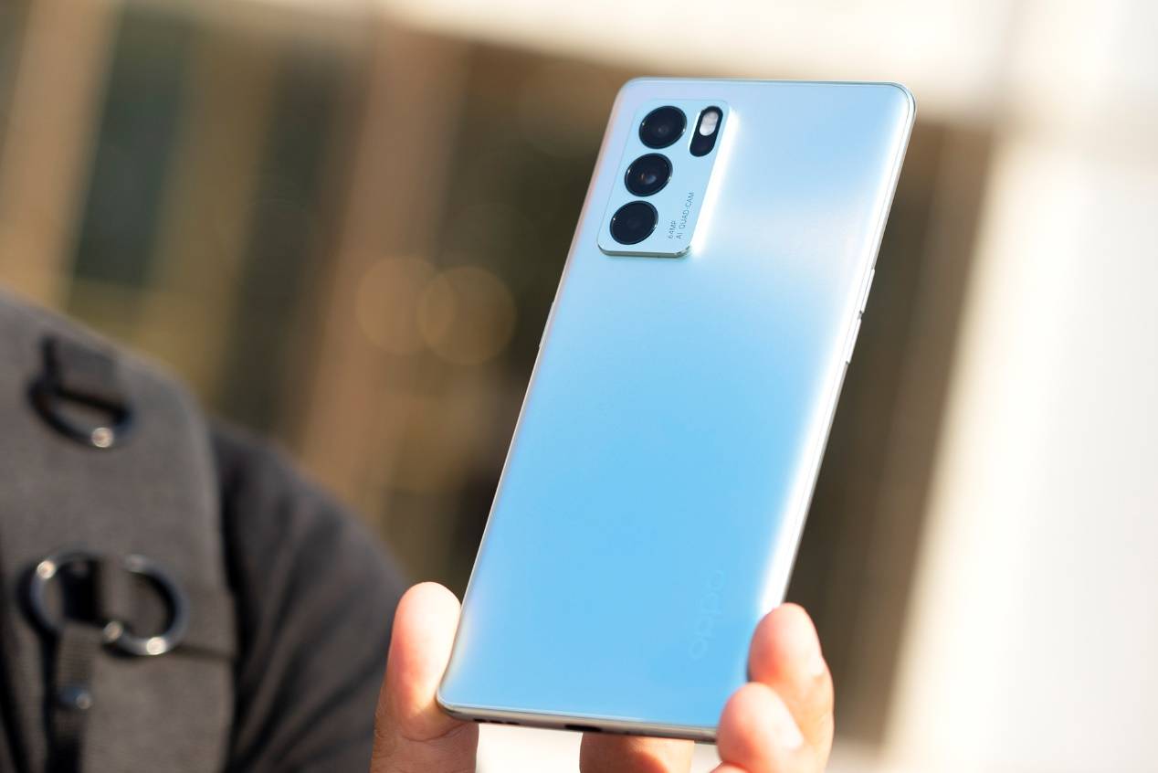 轻薄高颜值性能贼强劲opporeno6pro影像旗舰评测