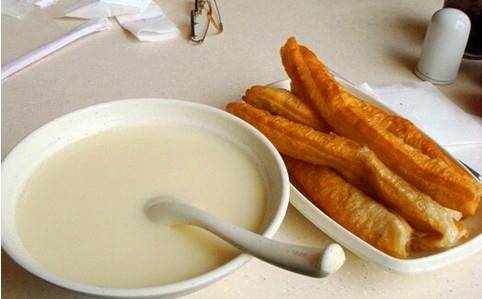 杂粮|票选中国最受欢迎的4种早餐，胡辣汤、杂粮煎饼上榜，网友：经典