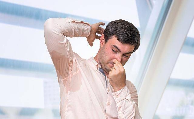 肝脏|肝不舒服？身体可能有4种“异常”，尽量多留心