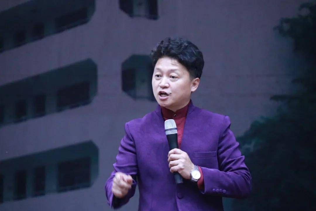 新安龙老师杭州市富阳区新登中学高三高考首考动员励志演讲会