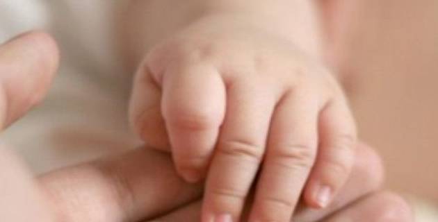 宝宝几个月会抓握东西玩 669016e088464bb1aff04fe63020bc84.jpeg