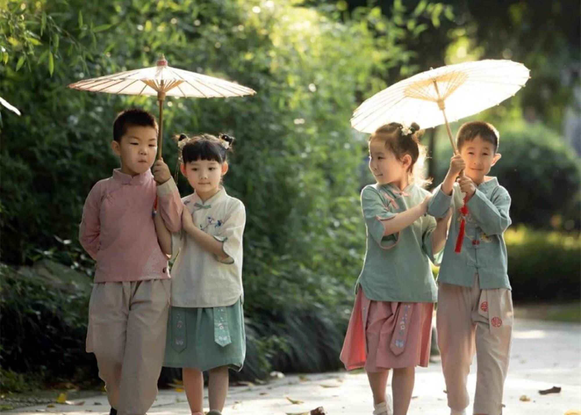 家长|育儿专家坦言：孩子不想去幼儿园不是在偷懒，有八成父母都误会了