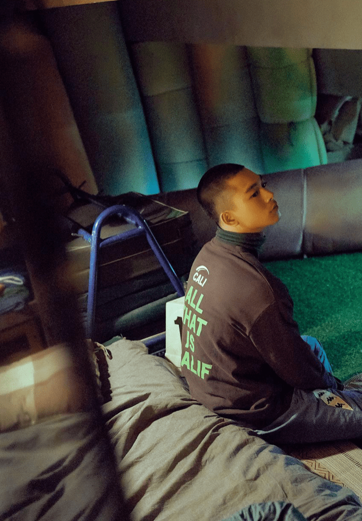 钢琴|男主演技封神，为何上映21天，票房仍旧无法破2亿？