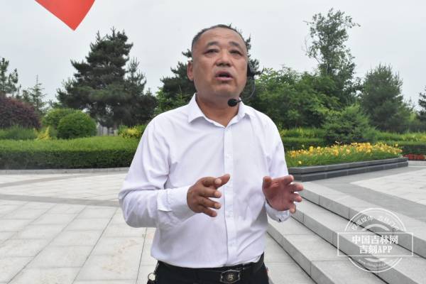 砥砺奋进的敦化丨媒体行走进敦化陈翰章烈士陵园缅怀先烈