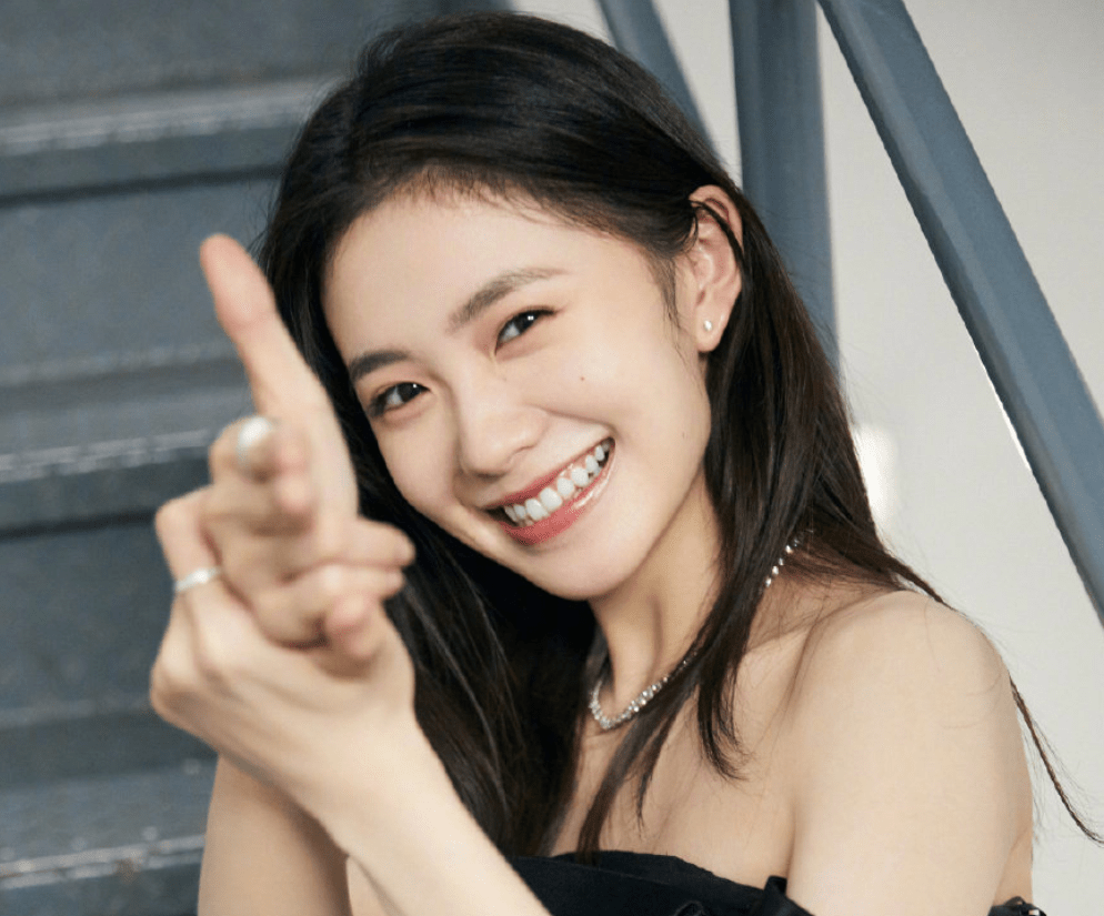 赵露思|95花的背后竞争：关晓彤靠鹿晗拿下最大热度，周也背靠和颂好乘凉