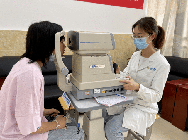 眼科怎么验光 44c4f7ec107643d8bd8d945cebe590dc.png