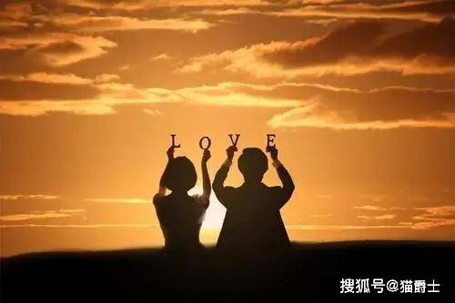 怎么做才能让男生主动来追你 72c6d8a9b1c841558c07312d7da8a7b5.jpeg