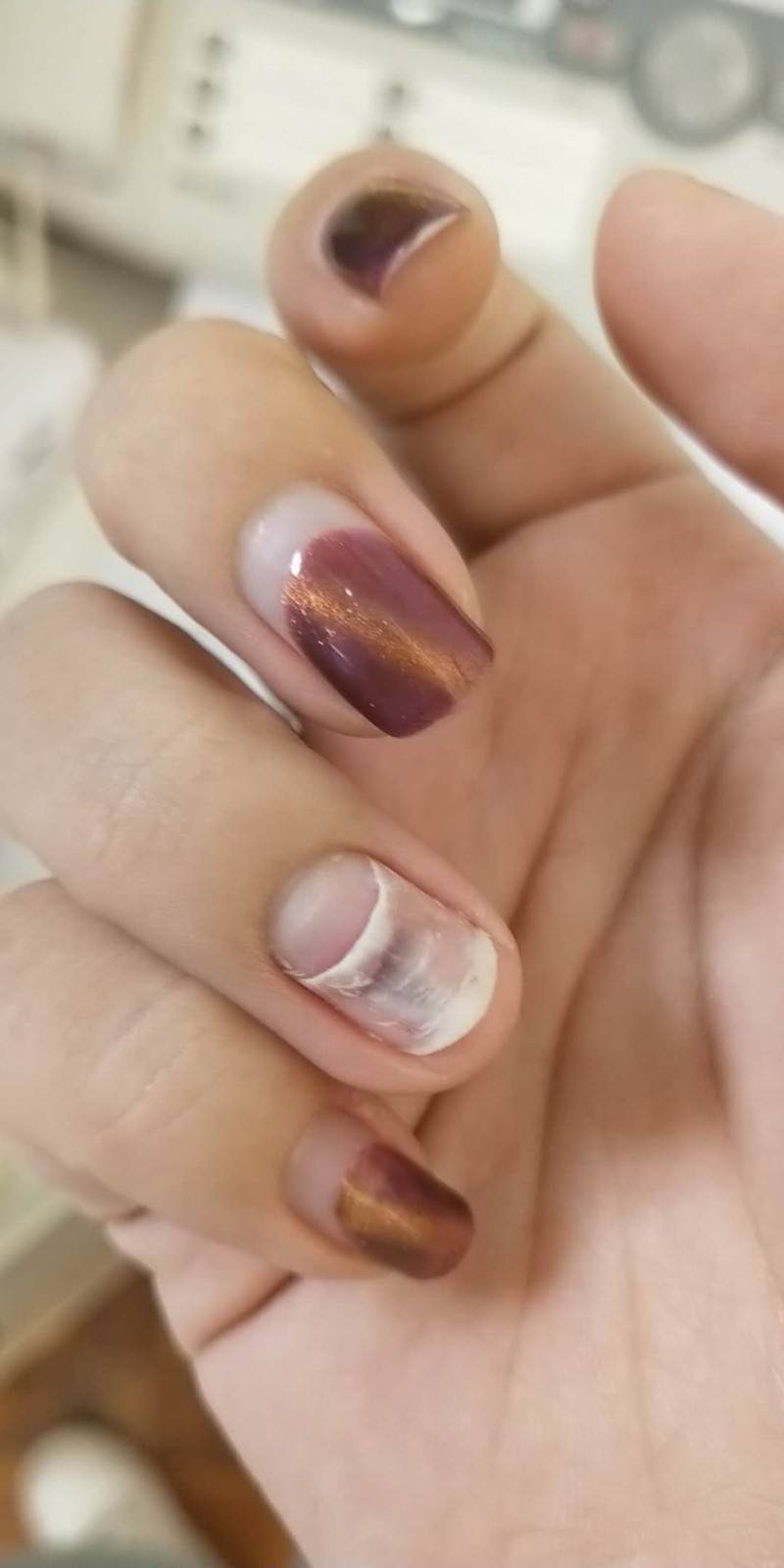 指甲|吴亦凡绿色美甲登封，抢眼又时髦，怎么连男明星都开始做美甲了？