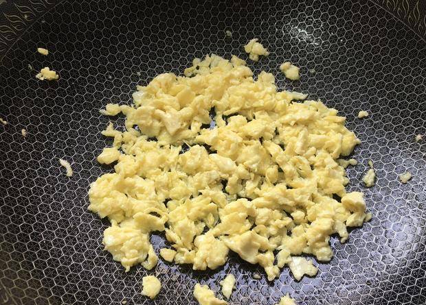 筷子|这早餐我家隔两天吃一次,鲜香嫩滑不油腻,吃一次就念念不忘