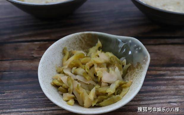 时间|小朋友的早餐在家吃,赚大了,外面一份蛋挞就几十,还没家里丰盛