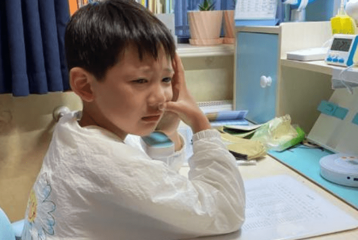 家长|幼儿园“超前教育”的危害，在小学二年级开始爆发？可别不当回事