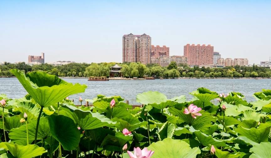 济南版的“杭州西湖”，因《还珠格格》走红，湖水竟是地下泉水