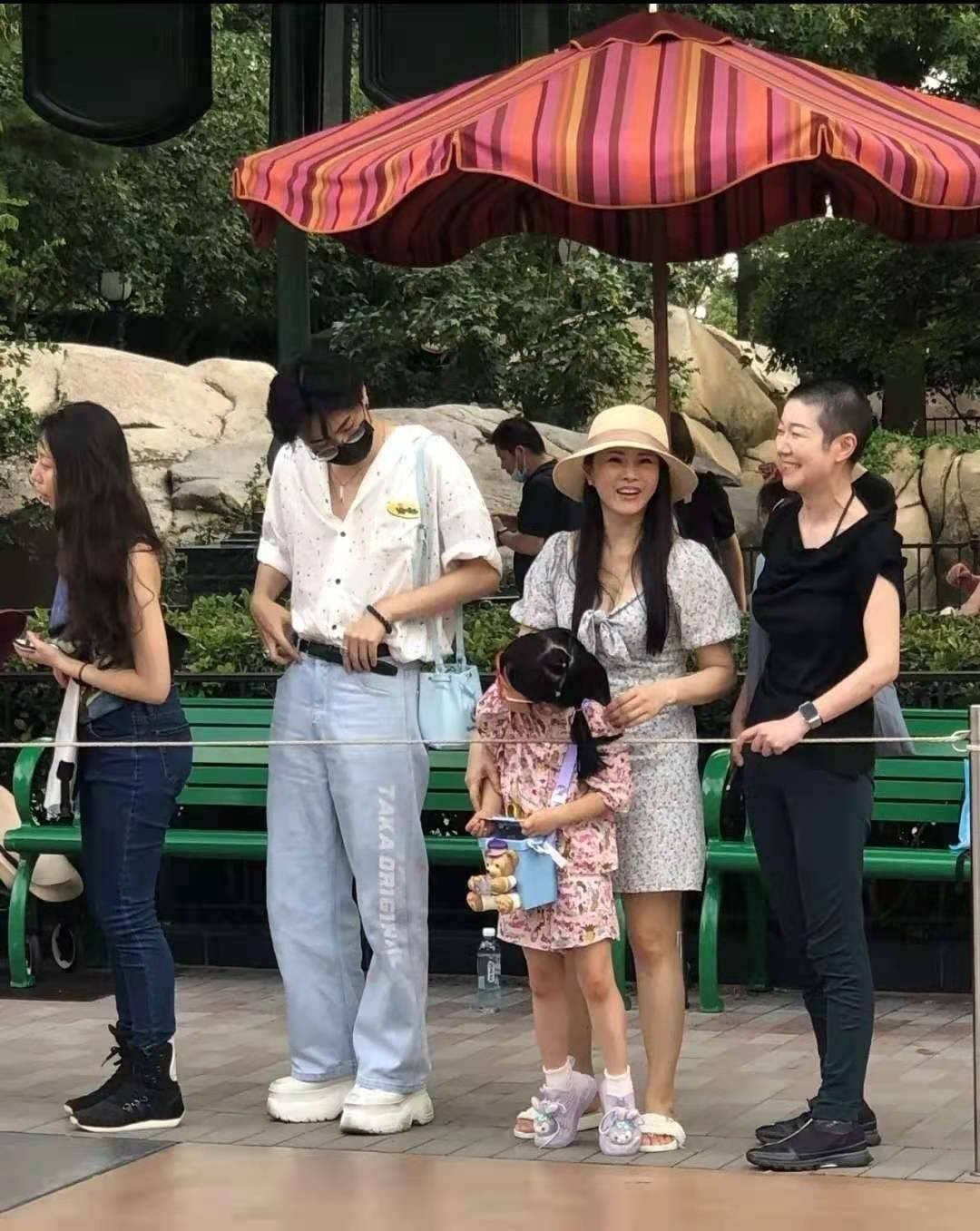 保养|伊能静穿的漂亮是真，但不老却是假的，皮肤再怎么保养也焉瘪了！
