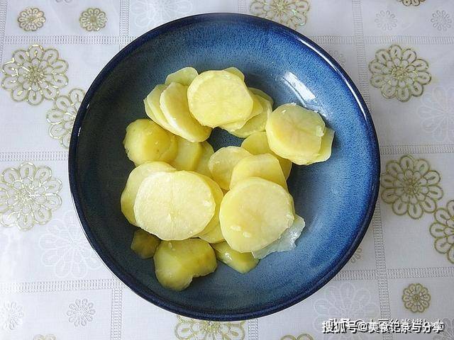 时间|早餐不做面食只做它，营养高热量低，口感Q弹味道好，儿子抢着吃