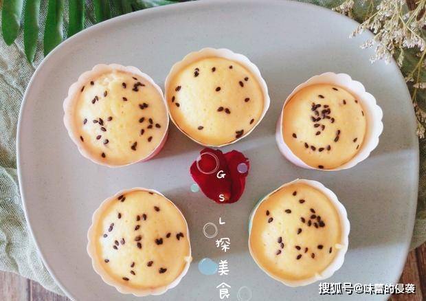 烧麦的做法全过程简单 1950031c10c343b3928f6178e564dcf6.jpeg