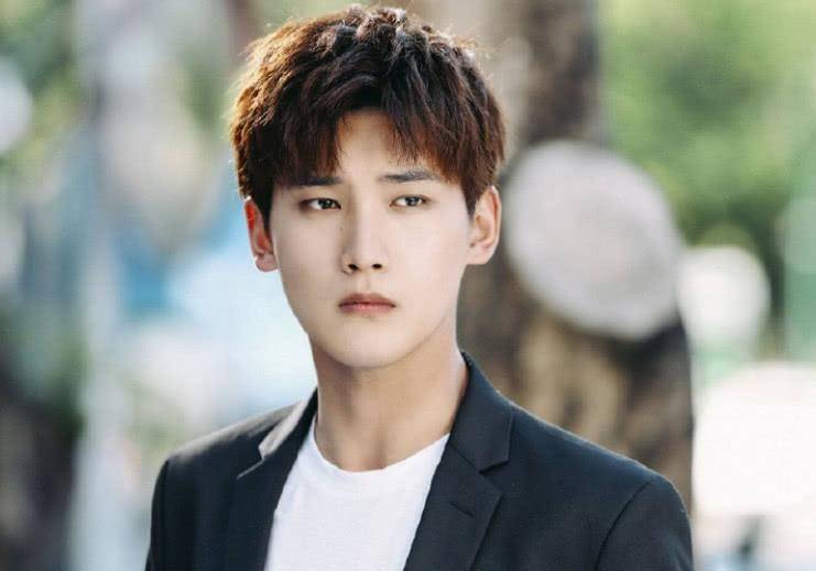 双世|《我的女孩》要翻拍？看到网传的女主还可以，当看清男主：危险了