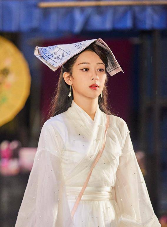 陶虹|黄子韬晒《萌探》家族合照，直言少了杨紫不够完美