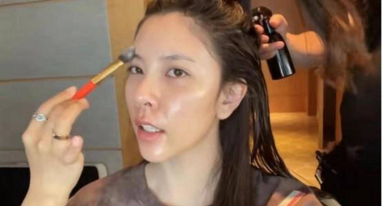 漂亮|宋妍霏大胆尝试“烟熏妆”，全程素颜怼脸拍，效果出来美翻众人！！