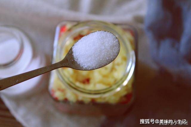 什么菜放蒜蓉辣酱 1e79abe8cb3d4aabbac43b26ac4691a4.jpeg