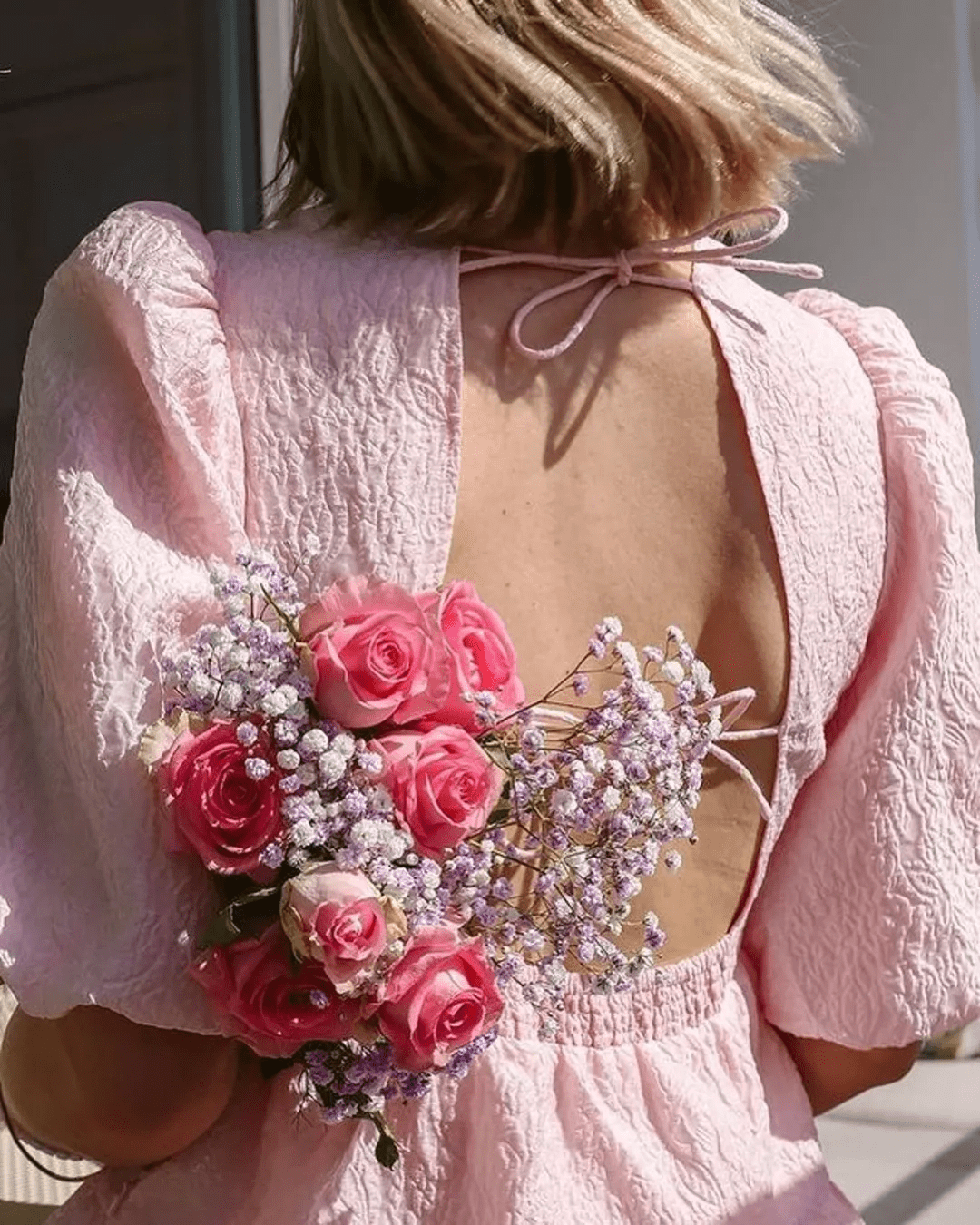 dress|钟楚曦的牛奶肌大美背也太迷人了，选对露背装你也可以成为背撩！