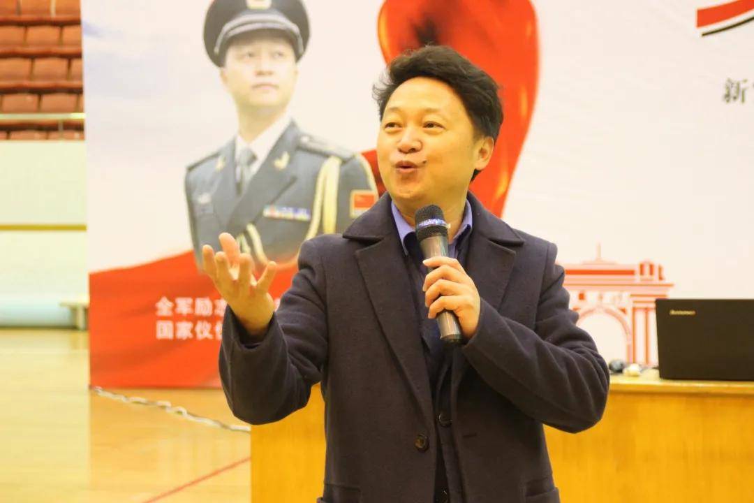 新安龙老师浙江省一级重点中学永康市第一中学高二《习惯的力量》励志