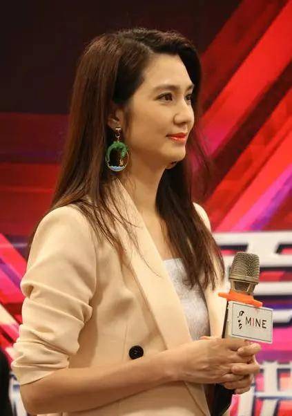 问题|给中年李嘉欣换上刘亦菲同款肉鼻头，会变什么样？