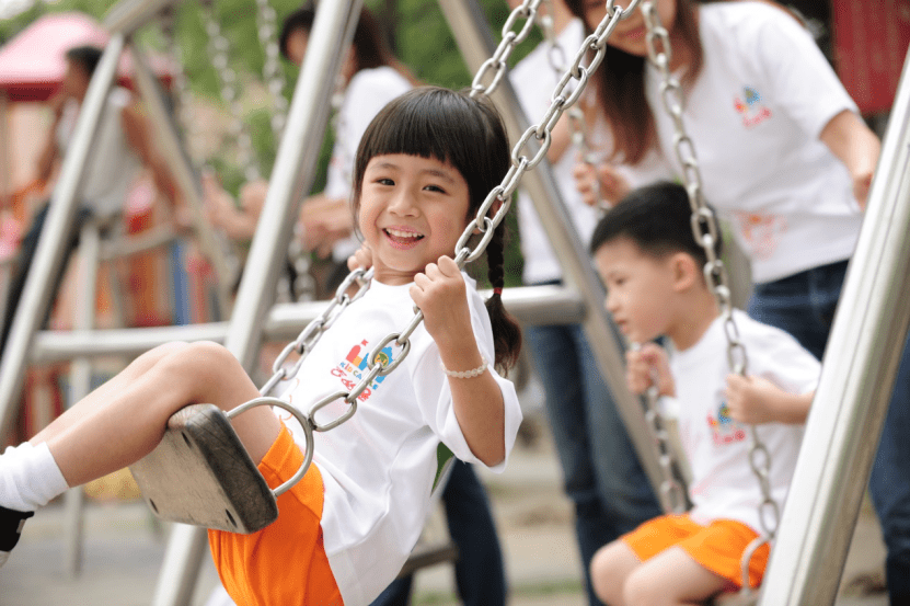 方式真|吉的堡教育建议三代育儿如何调节家庭矛盾？