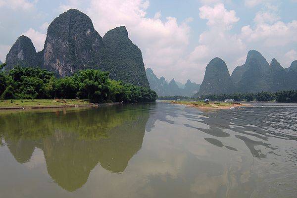 桂林标志山必游的是哪几座？