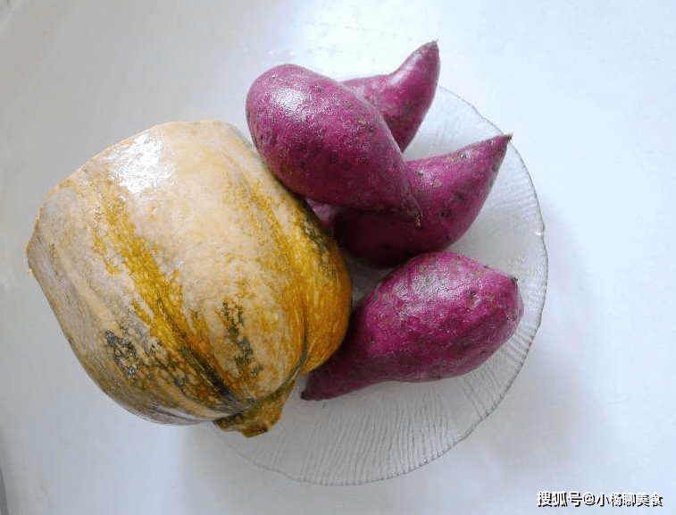 苹果和西红柿哪个含糖高 d80c94ed954a4f2ca82663e97145a34a.png