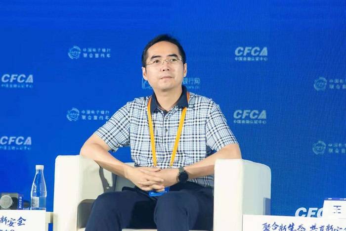 韩韬希望更多的金融行业参与者共同参与银联云的合作建设,把金融行业