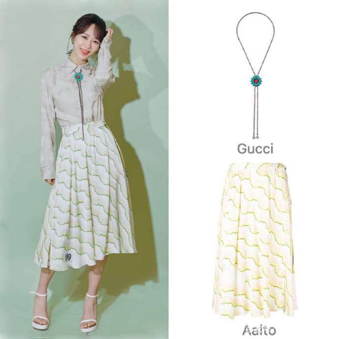 身材|杨紫终于高调,7千衬衫配1万半裙亮相首映礼,连换两造型抢尽风头