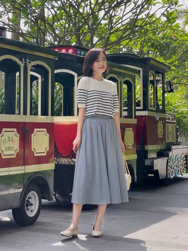 女孩子|条纹系针织衫女孩子夏天都会喜欢，不挑身材，非常好搭配。