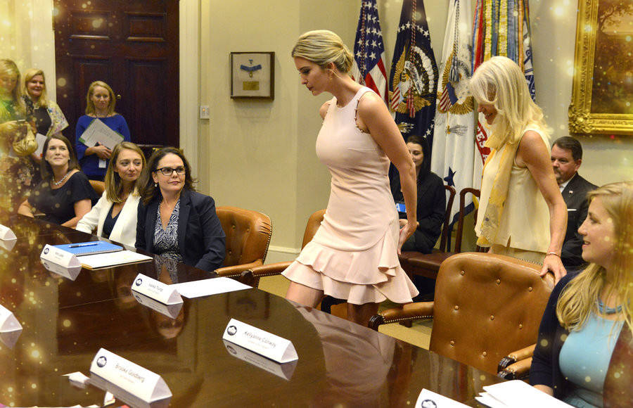 设计|伊万卡似真人芭比，这么紧的裙装都能塞进去，婀娜身段不像38岁