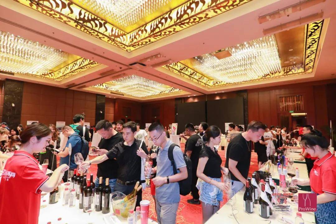 市场|好评如潮！贺兰山东麓葡萄酒银川产区2021城市巡展闪耀华东五城