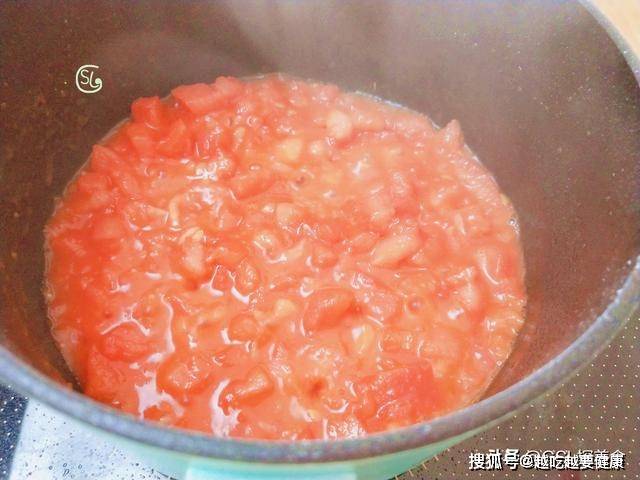 汤汁|早餐超爱吃这碗面，有菜有面有鸡蛋，10分钟搞定，吃完全身暖和