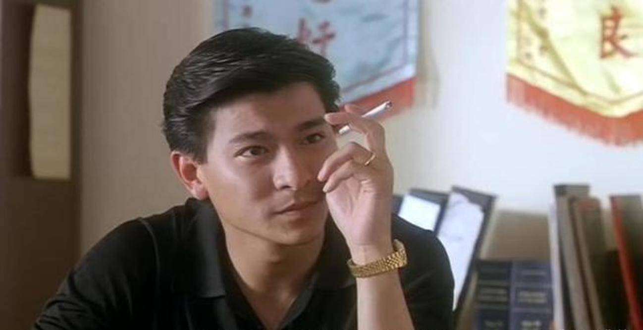 吕乐,蓝刚等探长开始利用自己手中的职权,黑白勾结,形成了可怕的力量