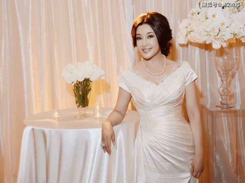 丫头|刘晓庆终于服老了，饰演金晨的奶奶，演技在线广获好评！